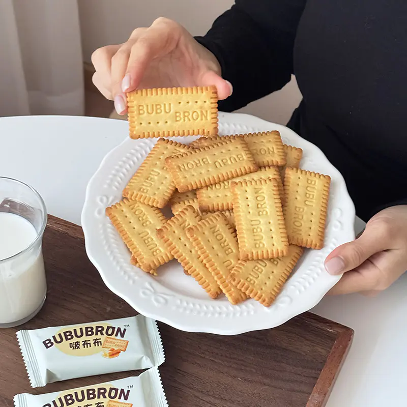 Biskuit rasa keju telur DHA berprotein tinggi